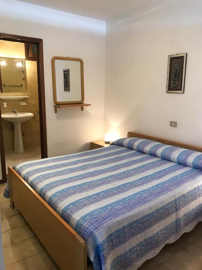 Condominio Monaco Bibione Exteriör bild