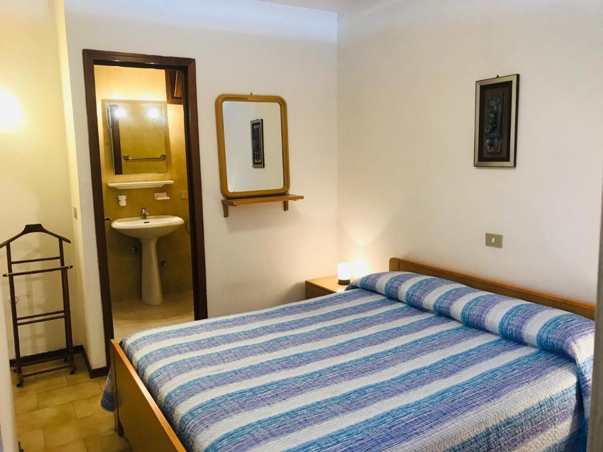 Condominio Monaco Bibione Exteriör bild