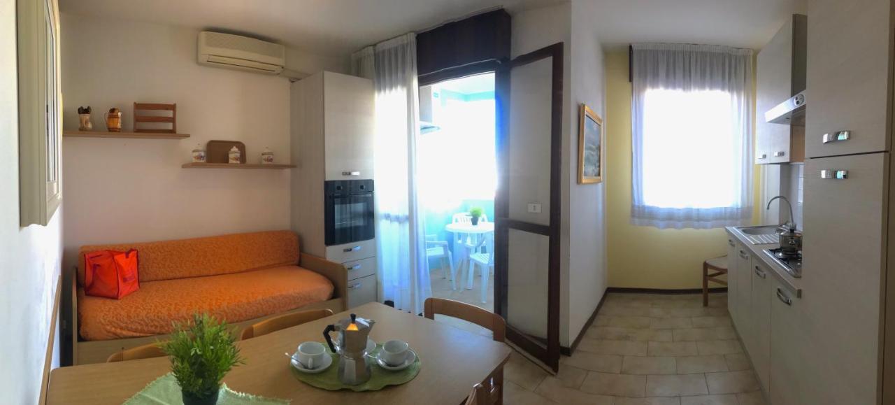 Condominio Monaco Bibione Exteriör bild